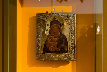 Уникальные иконы из фонда Андрея Рублева прибыли в Оренбург